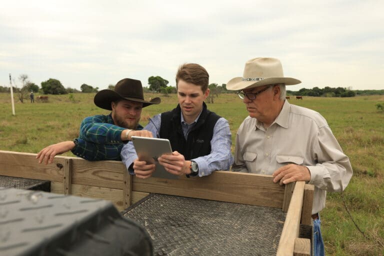 livestock management software with team and task features,